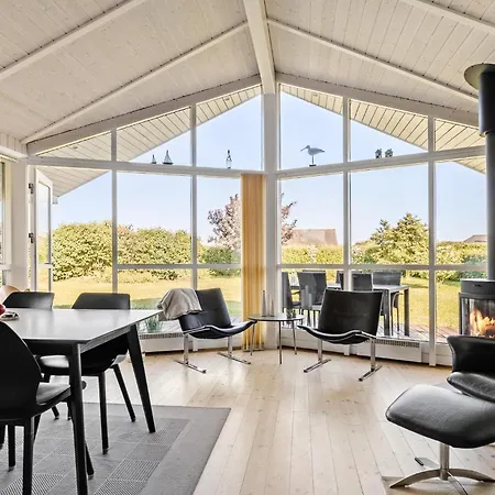 Feriehus Stunning In With Wifi